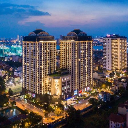Westlake Homestay Hanoi - D'Le Roi Soleil Екстер'єр фото