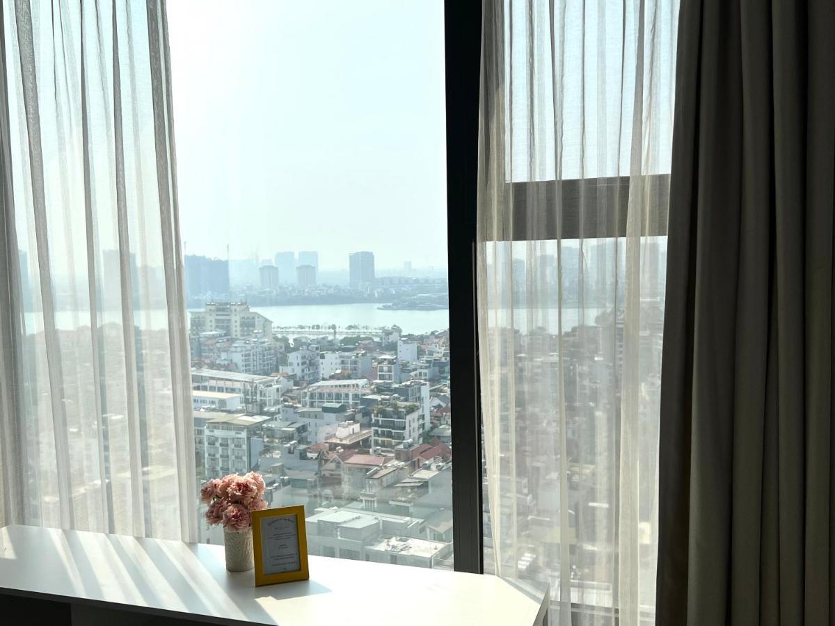 Westlake Homestay Hanoi - D'Le Roi Soleil Екстер'єр фото