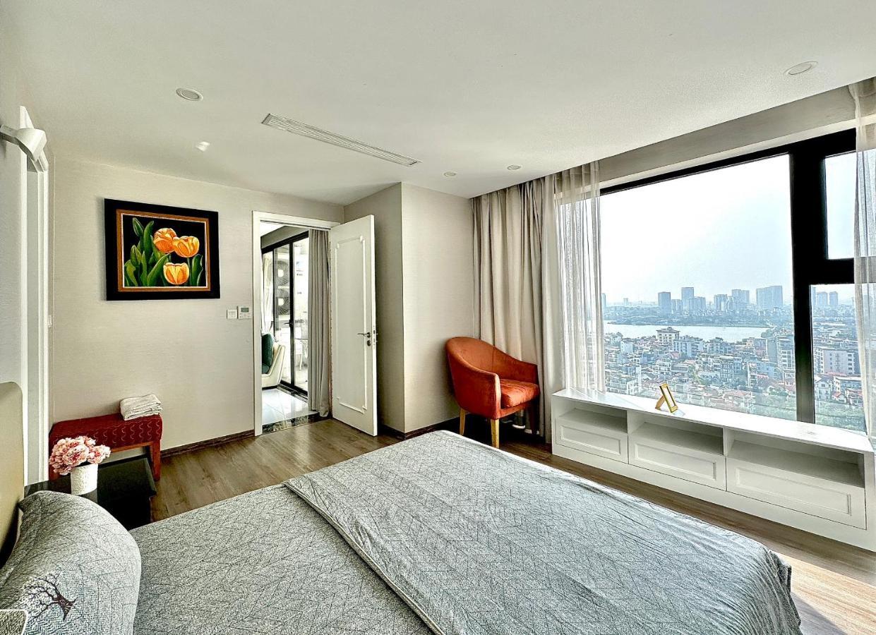 Westlake Homestay Hanoi - D'Le Roi Soleil Екстер'єр фото