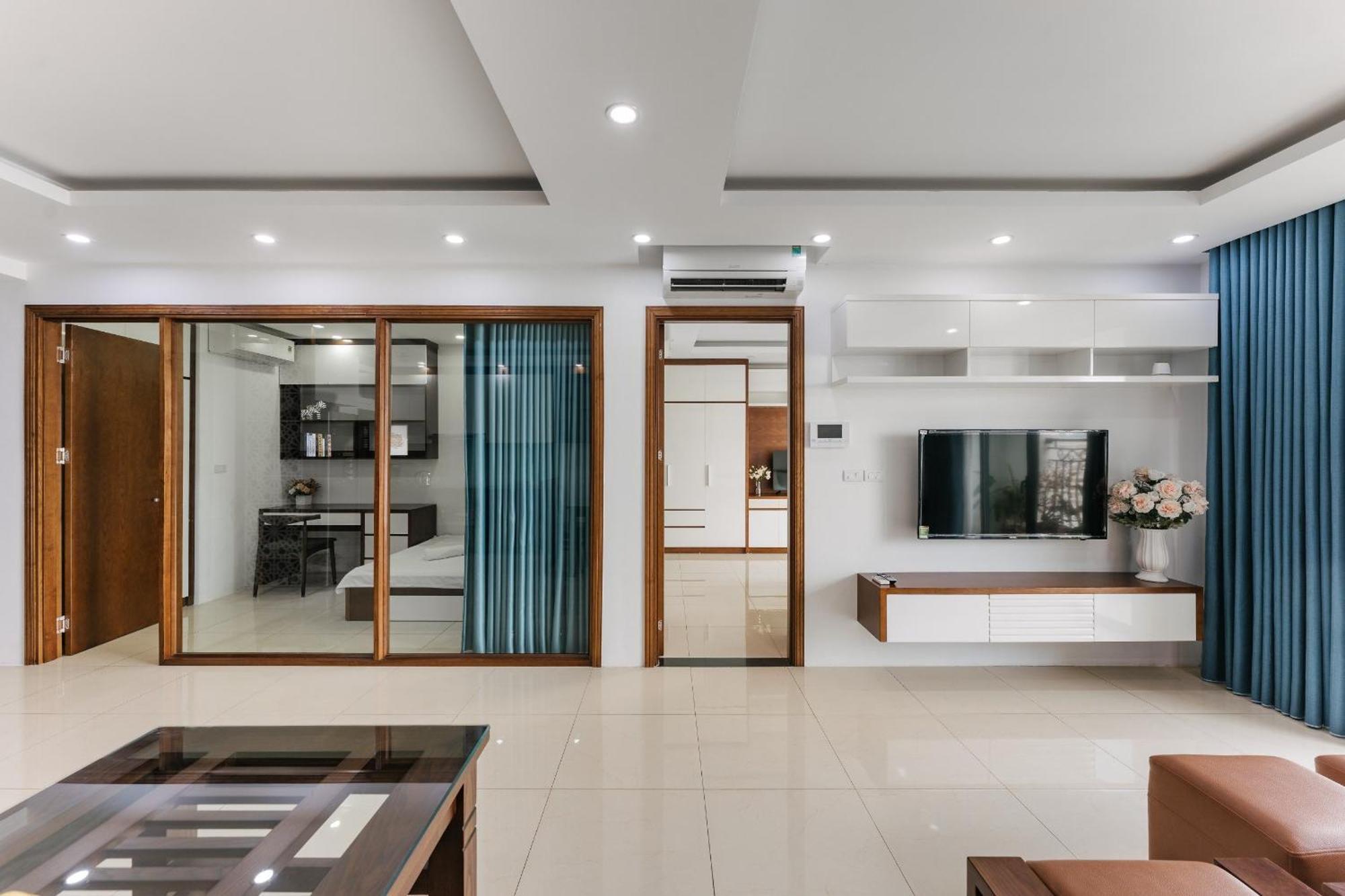 Westlake Homestay Hanoi - D'Le Roi Soleil Екстер'єр фото
