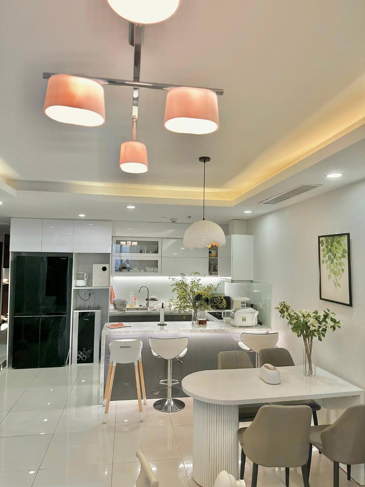 Westlake Homestay Hanoi - D'Le Roi Soleil Екстер'єр фото