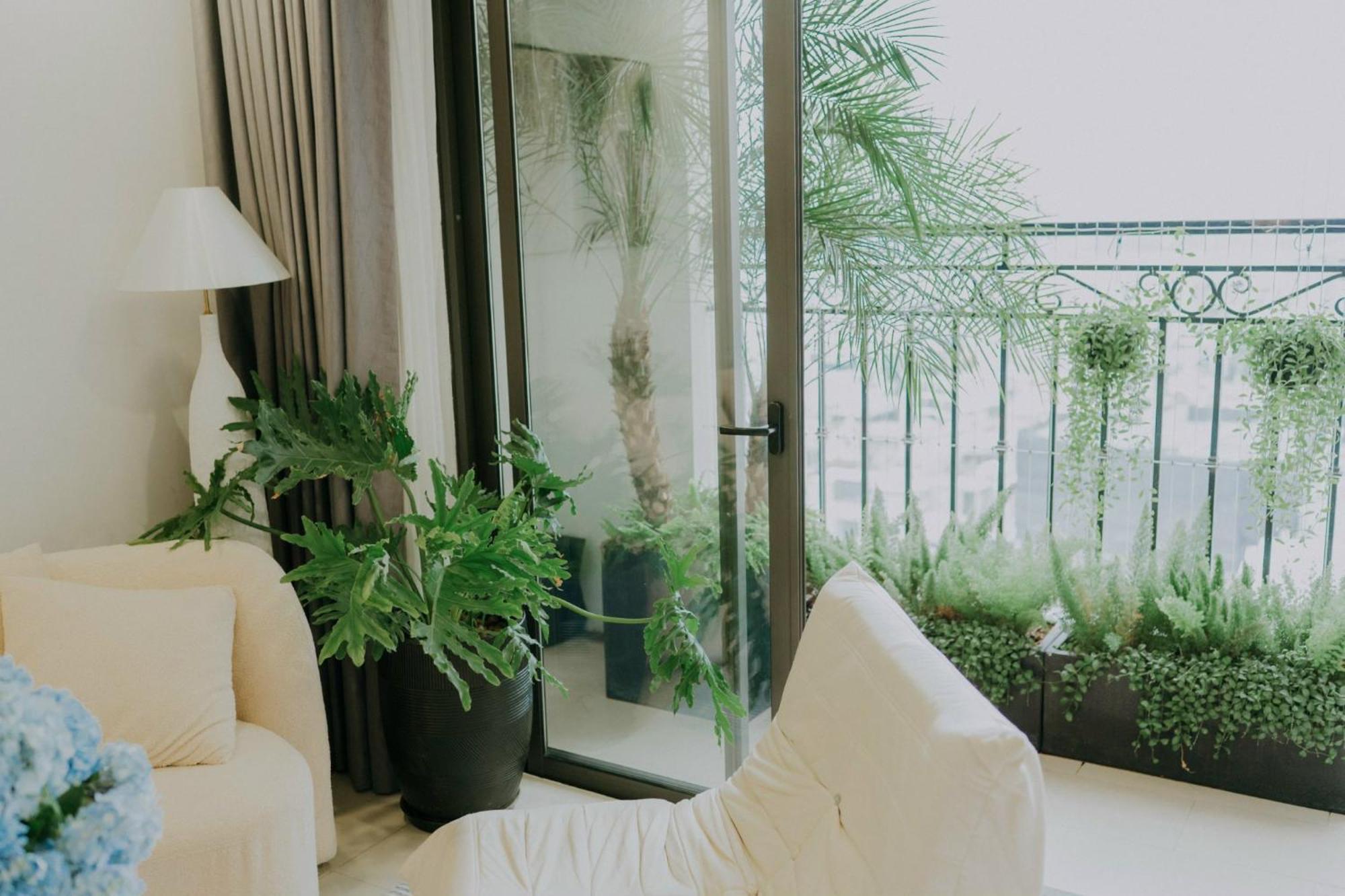 Westlake Homestay Hanoi - D'Le Roi Soleil Екстер'єр фото