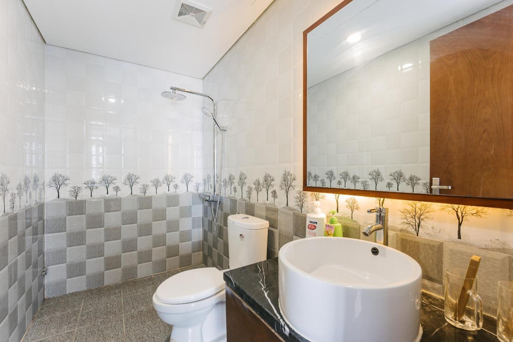 Westlake Homestay Hanoi - D'Le Roi Soleil Номер фото