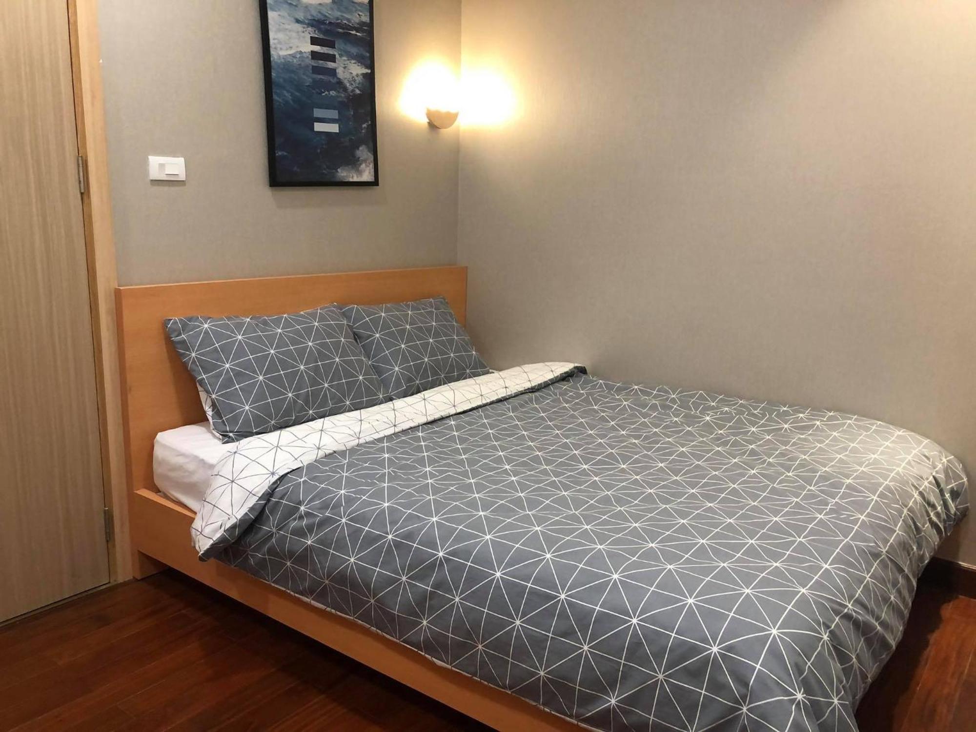 Westlake Homestay Hanoi - D'Le Roi Soleil Номер фото